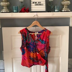 Joie Top. NWT